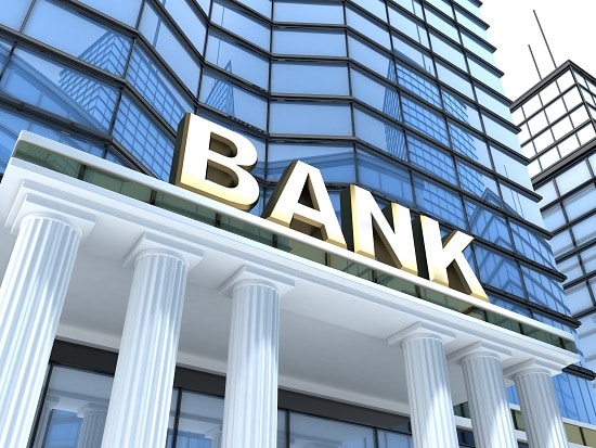 You are currently viewing Tecnologia para bancos: por que terceirizar?